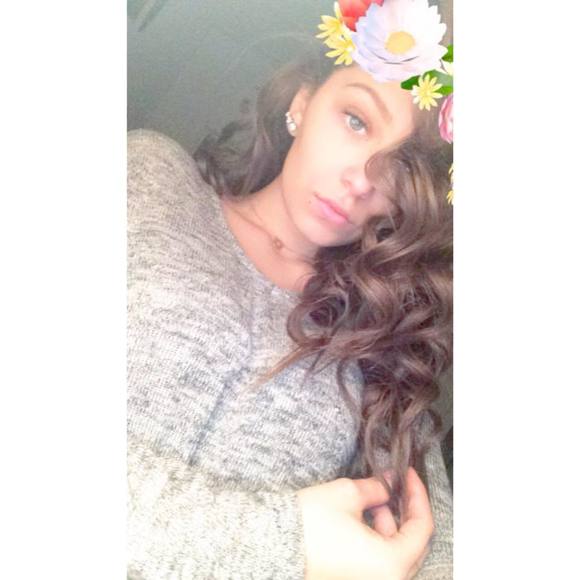 Meet your Posher, Lainy - Picture 1 of 1